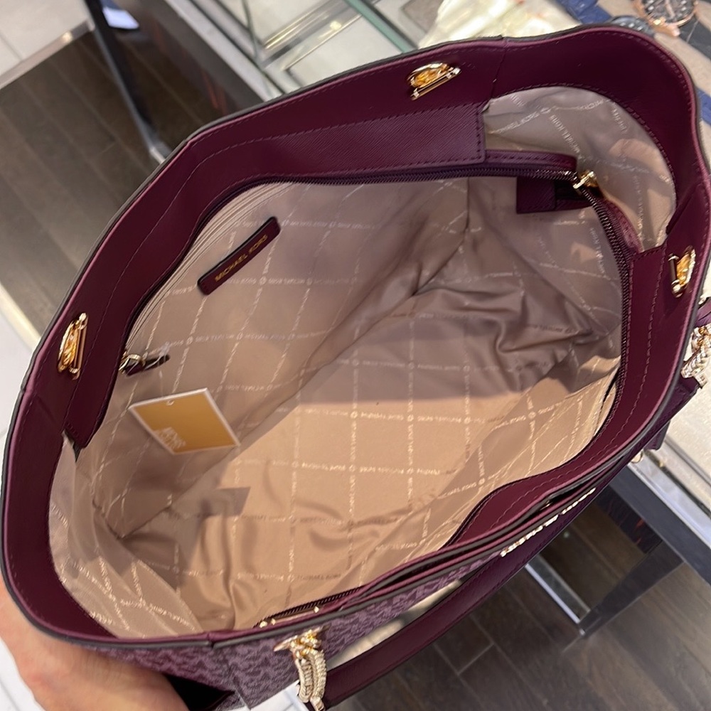 Michael Kors Jet Set Travel Large Chained Tote Shoulder Bag MK Bordeaux Multi - Picture 4 of 16